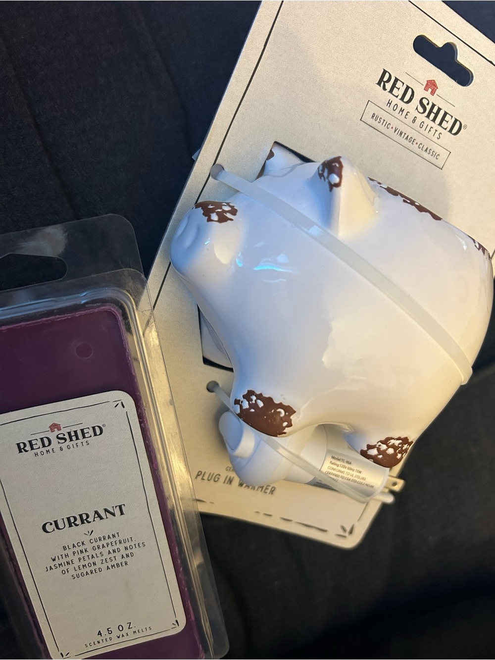 RED SHED Ceramic Cute Piggy Plug-In Warmer and Melts